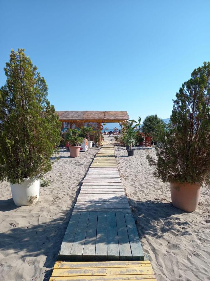 Апартаменти Casa Fronte Mare Вльора Екстер'єр фото